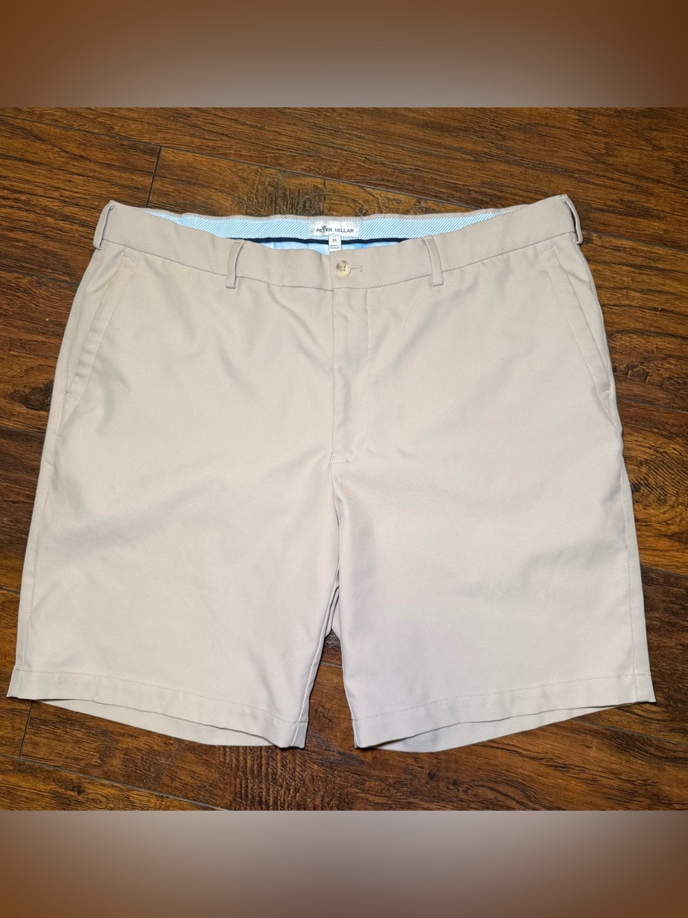 Peter Millar Salem Performance Shorts Khaki Mens Size 38  9” Inseam Golf Stretch